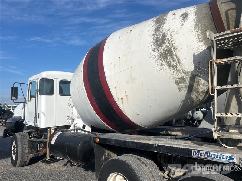 Oshkosh F-2346 Concrete trucks