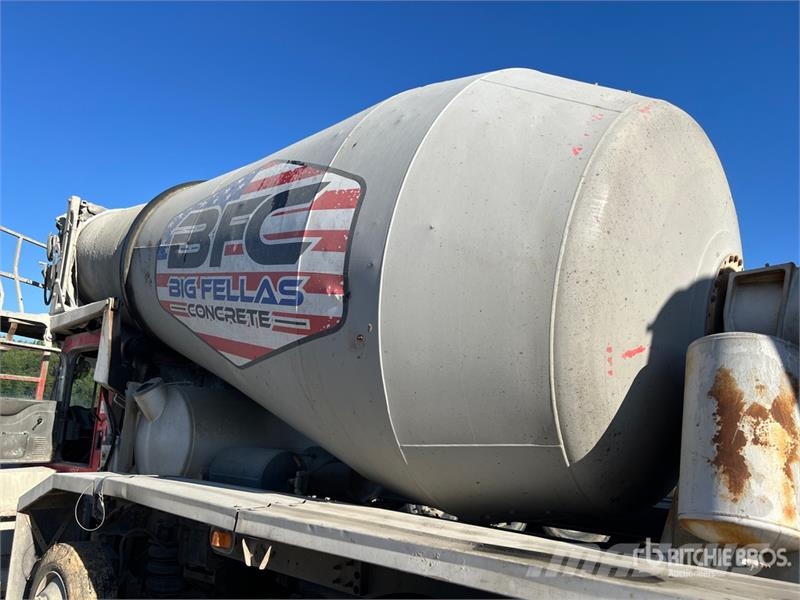 Oshkosh S Series Mixer Truck Avtomešalci za beton