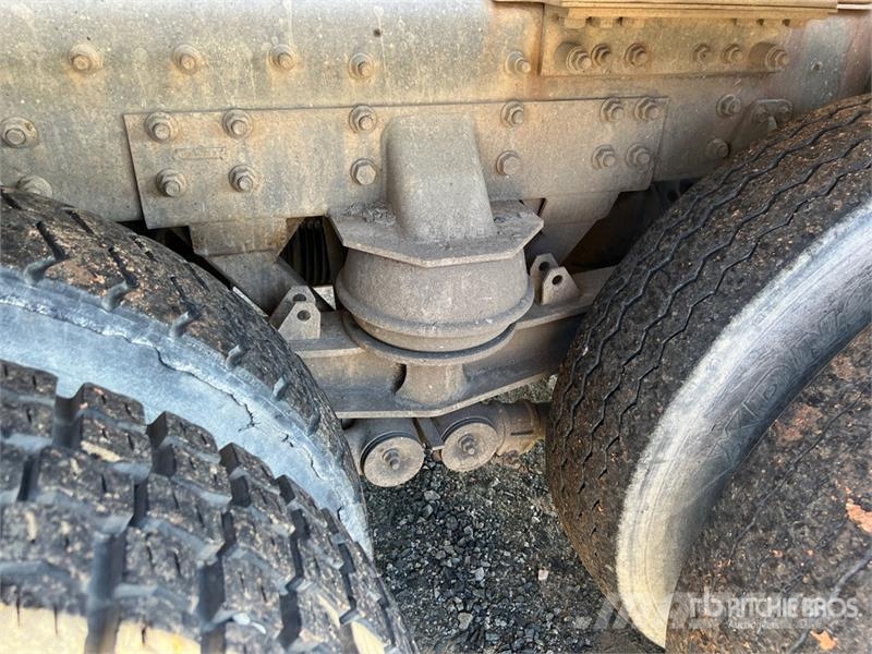 Oshkosh S Series Mixer Truck Avtomešalci za beton