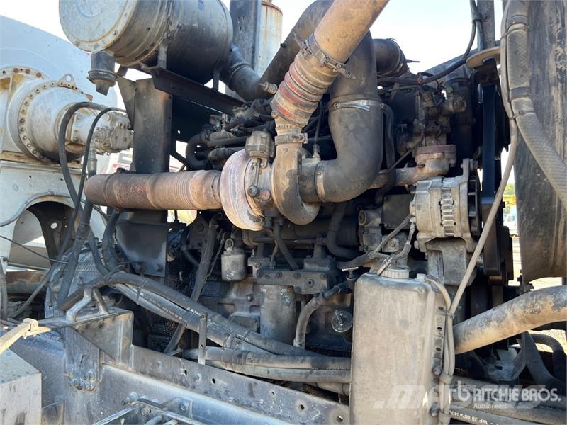 Oshkosh S Series Mixer Truck Avtomešalci za beton