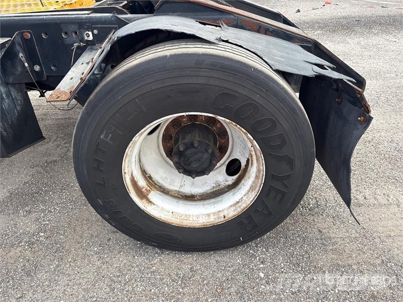 Ottawa 4x2 Spotter Truck (Inoperable) Terminaalitraktorit
