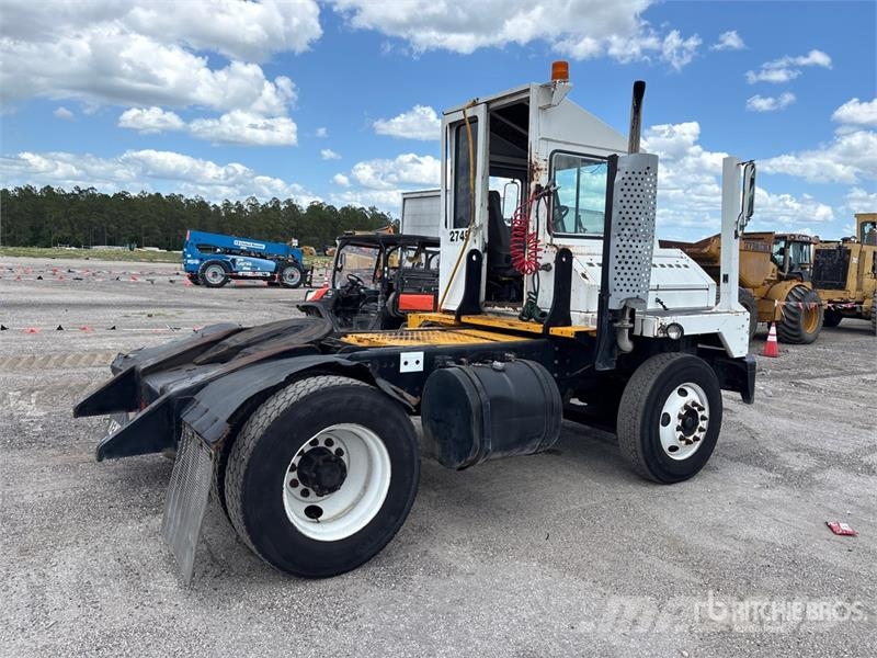 Ottawa 4x2 Spotter Truck (Inoperable) Terminaalitraktorit