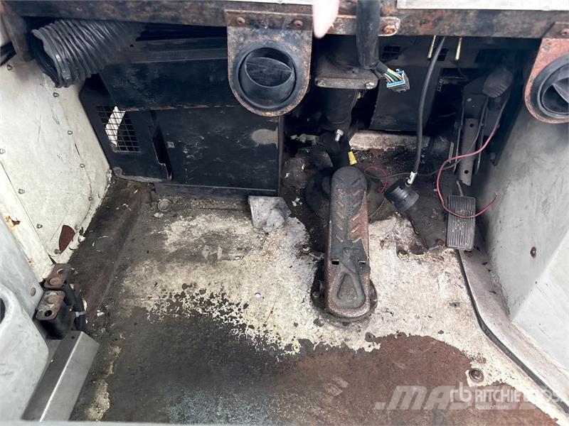 Ottawa 4x2 Spotter Truck (Inoperable) Terminaalitraktorit