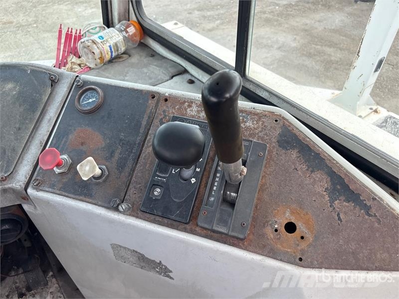 Ottawa 4x2 Spotter Truck (Inoperable) Terminaalitraktorit