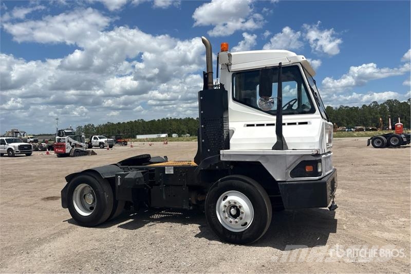 Ottawa 4x2 Spotter Truck Terminal tractors