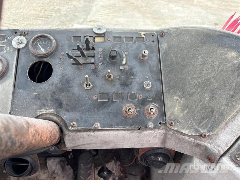 Ottawa 4x2 Spotter Truck (Inoperable) Terminaalitraktorit