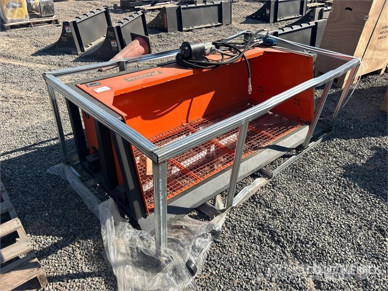  Pabreak 72 in Skid Steer Screening Bucket (Unused) دلاء فحص