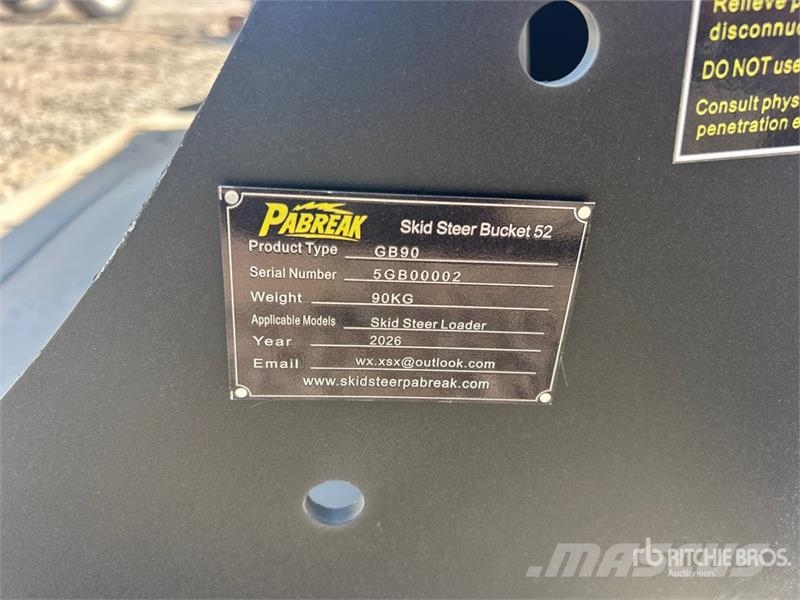 PABREAK GB90 Qty of 2 Bucket 52in Skid Steer Bucke Žlice