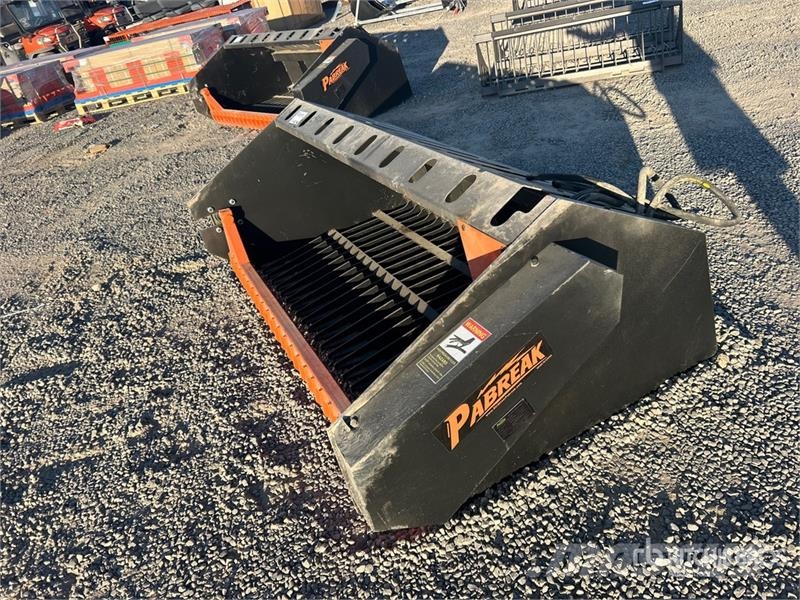 PABREAK RP280 72 in Skid Steer Rock Picker (Unused Kőfelszedők