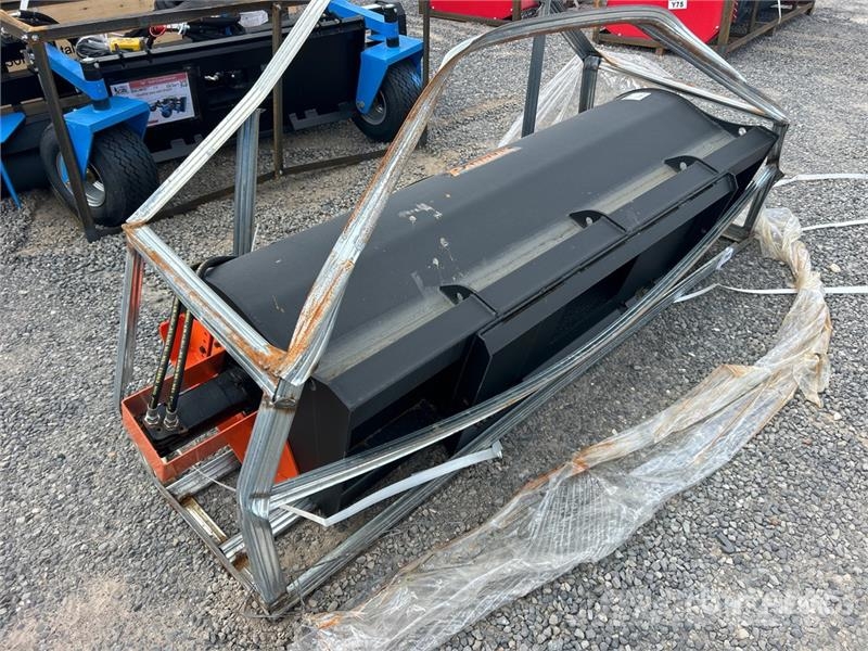  PABREAK RTB245 72 in Skid Steer Tiller (Unused) 動力耙和旋轉式耕耘機