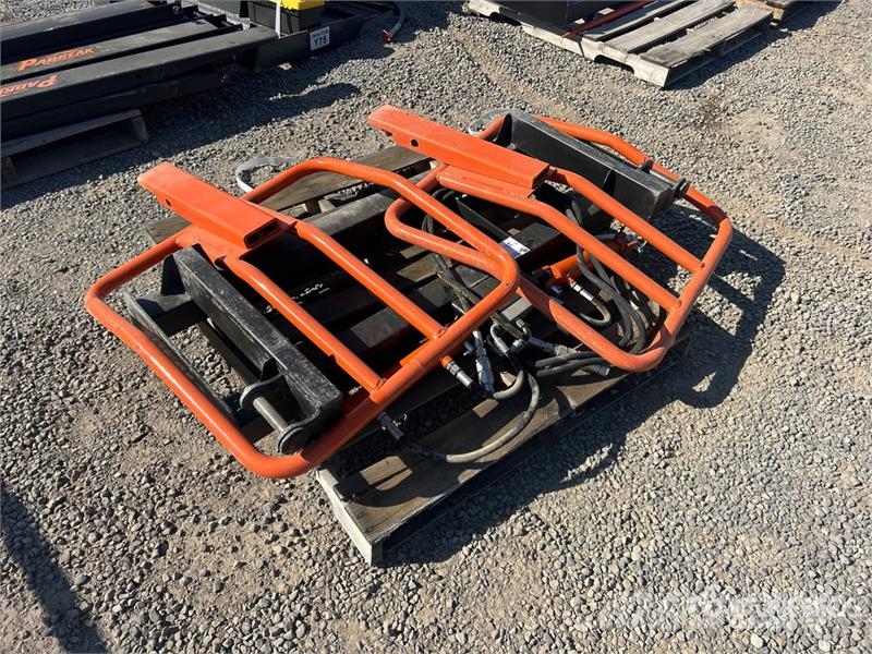  Pabreak Skid Steer Bale Squeeze (Unused) مكونات أخرى