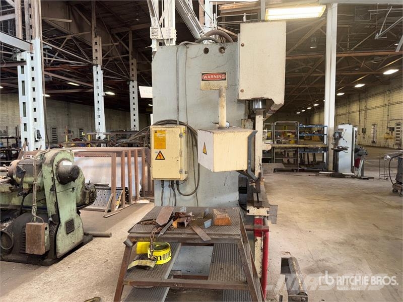 Pacific J110-12 110 Ton Press Brake Gradbeništvo - drugo