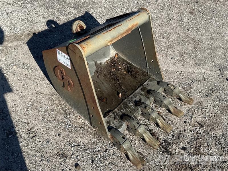 PALADIN EC25BKT24 24 in Digging Excavator Bucket Baldes