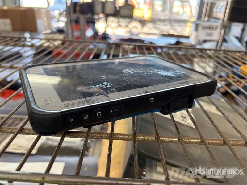  Panasonic M1 Toughpad  Tablet Computers مكونات أخرى