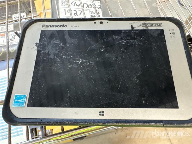  Panasonic M1 Toughpad  Tablet Computers مكونات أخرى