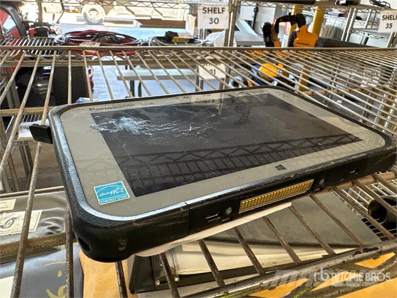  Panasonic M1 Toughpad  Tablet Computers مكونات أخرى