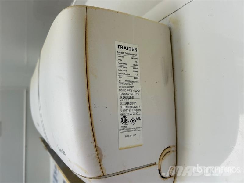  Panther Cargo 8.5X16TA 16 ft T/A Food Concession T مقطورات أخرى