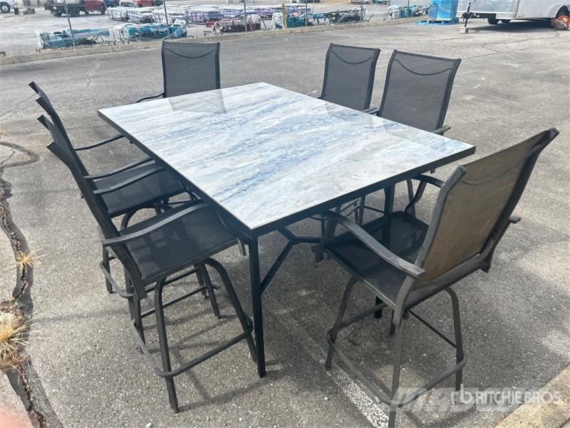  Patio Table and Chairs مكونات أخرى