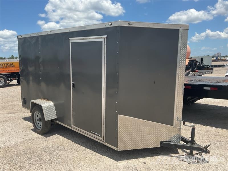 Patriot 14 ft S/A Enclosed Trailer Carrocería de caja