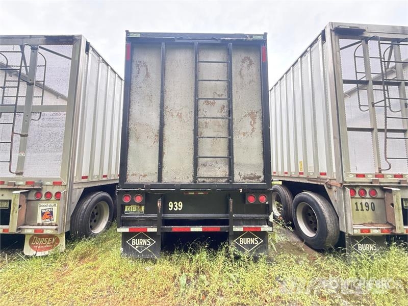 Peerless CTS-45 45 ft x 96 in T/A Open-Top Chip Trailer Rimorchi per segatura e cippato