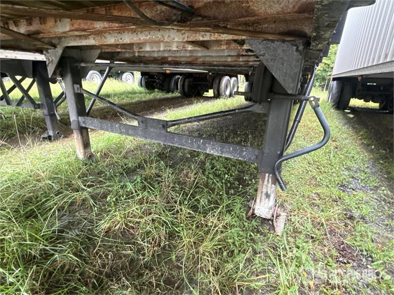 Peerless CTS-45 45 ft x 96 in T/A Open-Top Chip Trailer Rimorchi per segatura e cippato