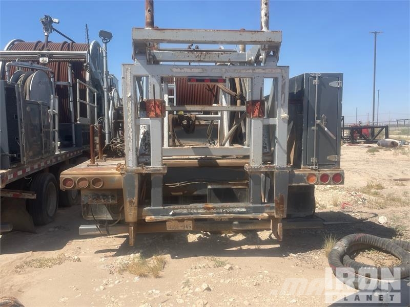 Peerless Limited (1) Coil Tubing Reel Trailer Zariadenie na spracovanie