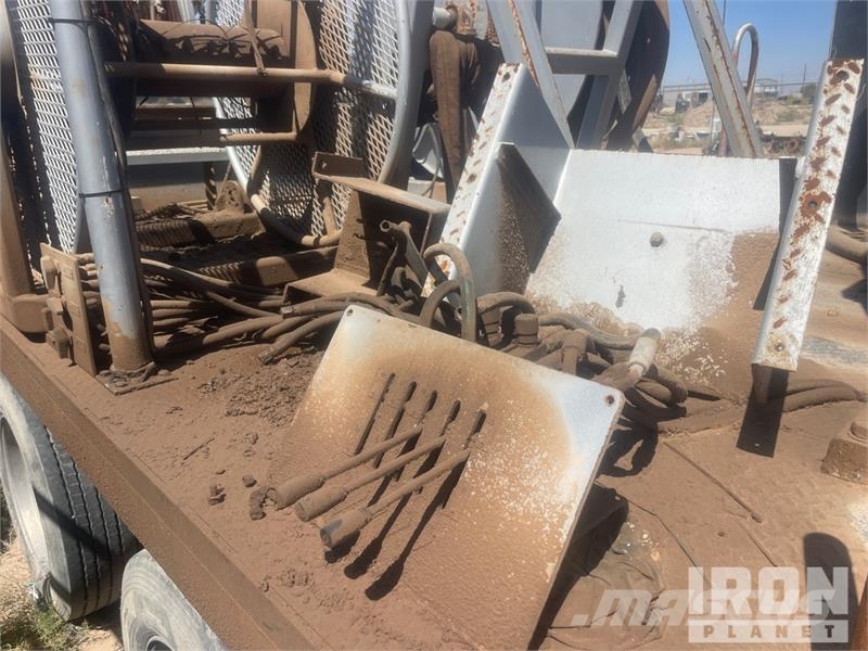 Peerless Limited (1) Coil Tubing Reel Trailer Zariadenie na spracovanie