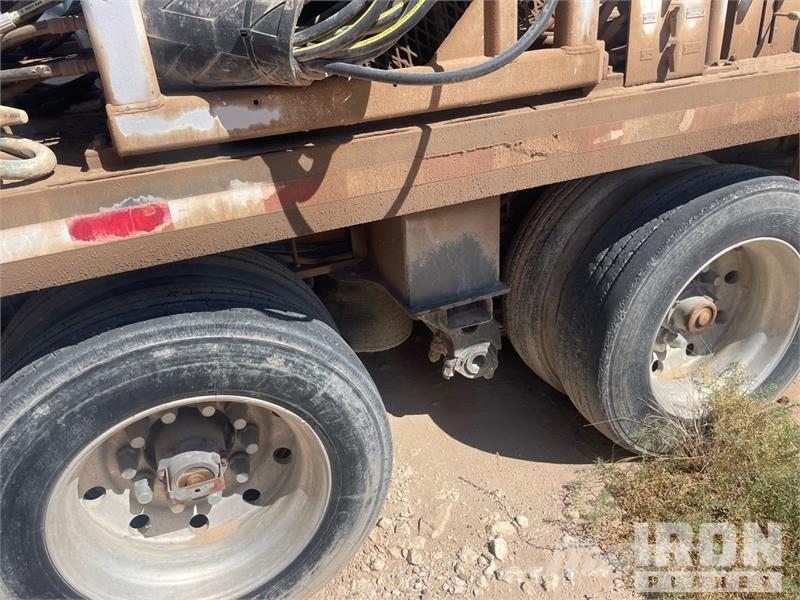 Peerless Limited Coil Tubing Reel Trailer Procesapparatuur en machines