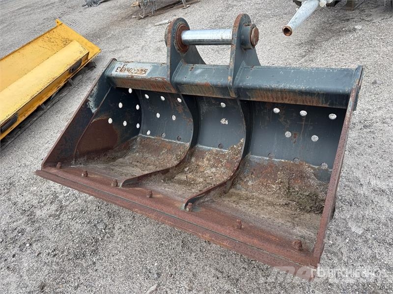 Pemberton EC210BKT60 60 in Cleanup Excavator Bucket Kausi