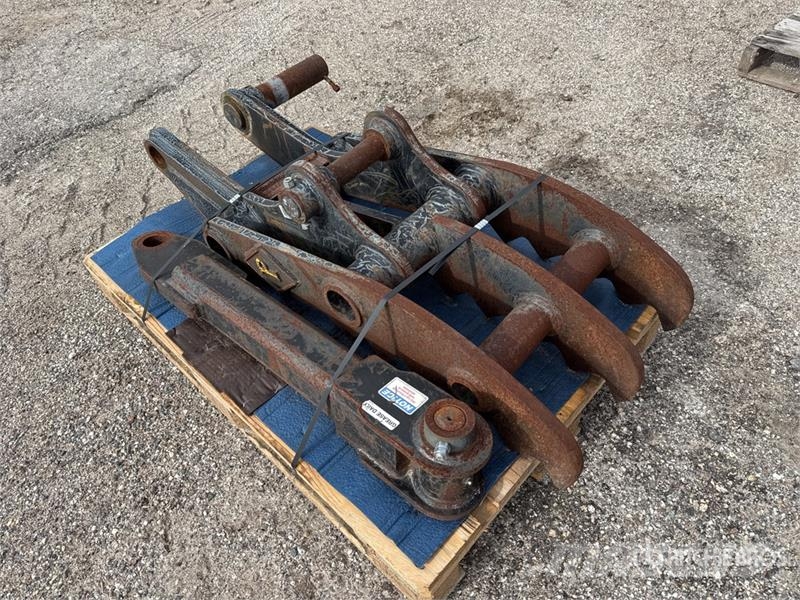 Pemberton ECR145THB 18 in Excavator Thumb - Fits Volvo ECR14 Bakken