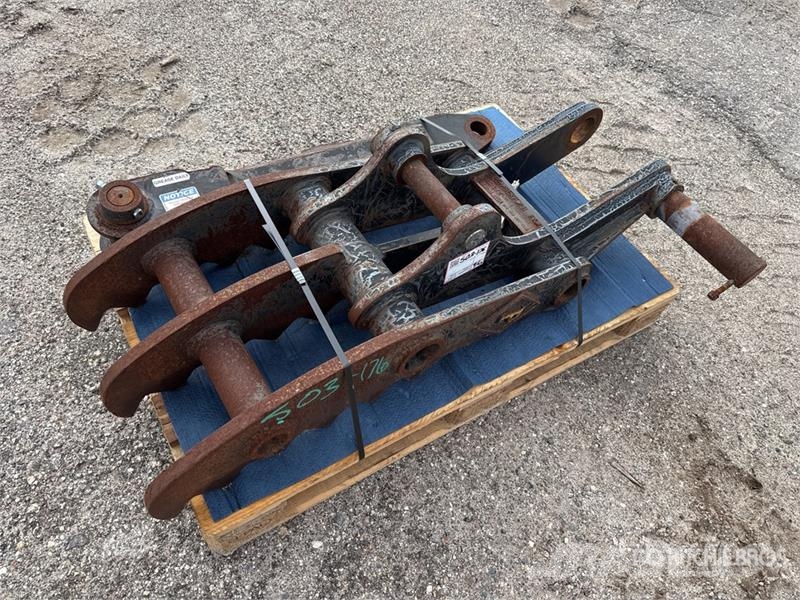 Pemberton ECR145THB 18 in Excavator Thumb - Fits Volvo ECR14 Bakken