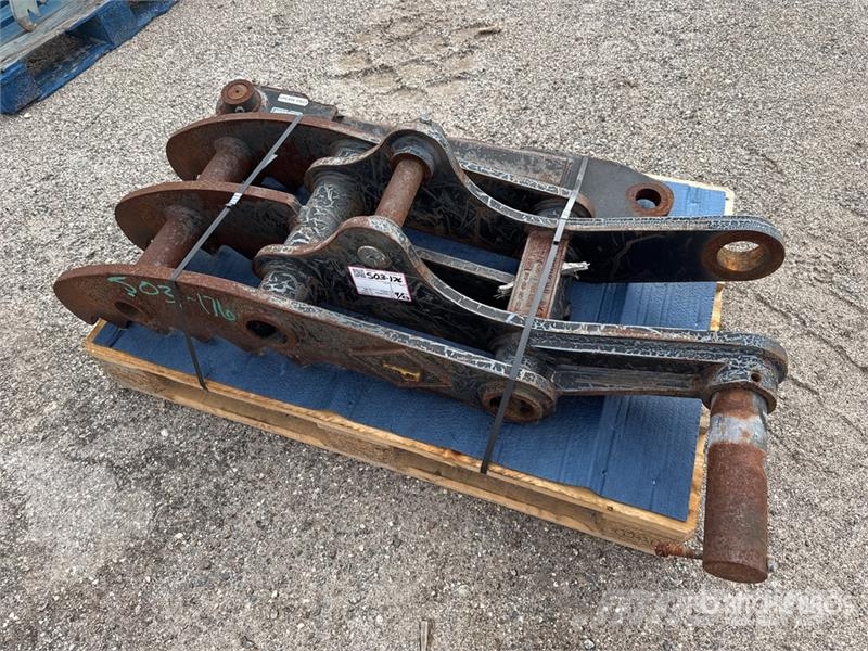 Pemberton ECR145THB 18 in Excavator Thumb - Fits Volvo ECR14 Bakken