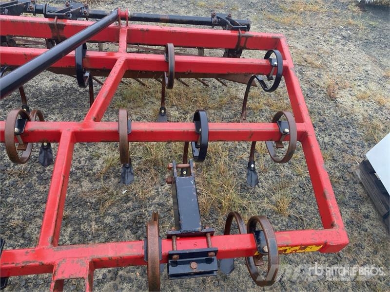  Perfecta 10 10 ft 3-Point Cultivator Cultivadoras