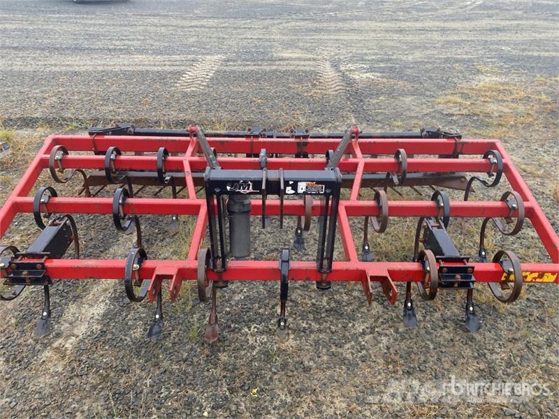  Perfecta 10 10 ft 3-Point Cultivator Cultivadoras