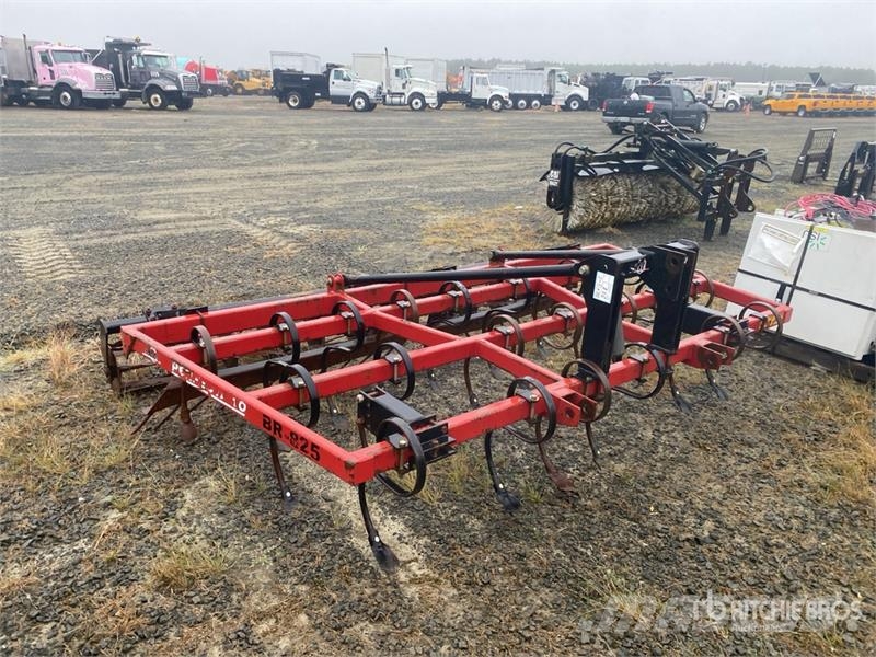  Perfecta 10 10 ft 3-Point Cultivator Cultivadoras