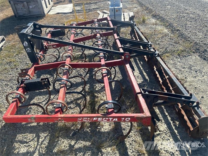  Perfecta 10 10 ft 3-Point Cultivator Cultivadoras