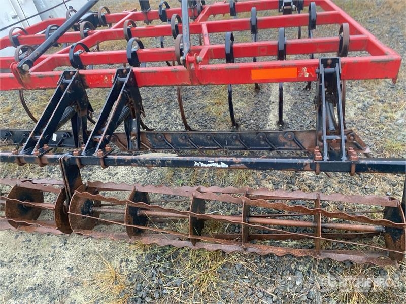  Perfecta 10 10 ft 3-Point Cultivator Cultivadoras