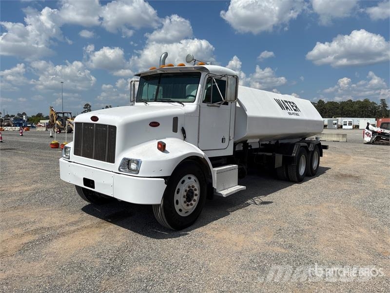 Peterbilt 330 Kamioni za vodu