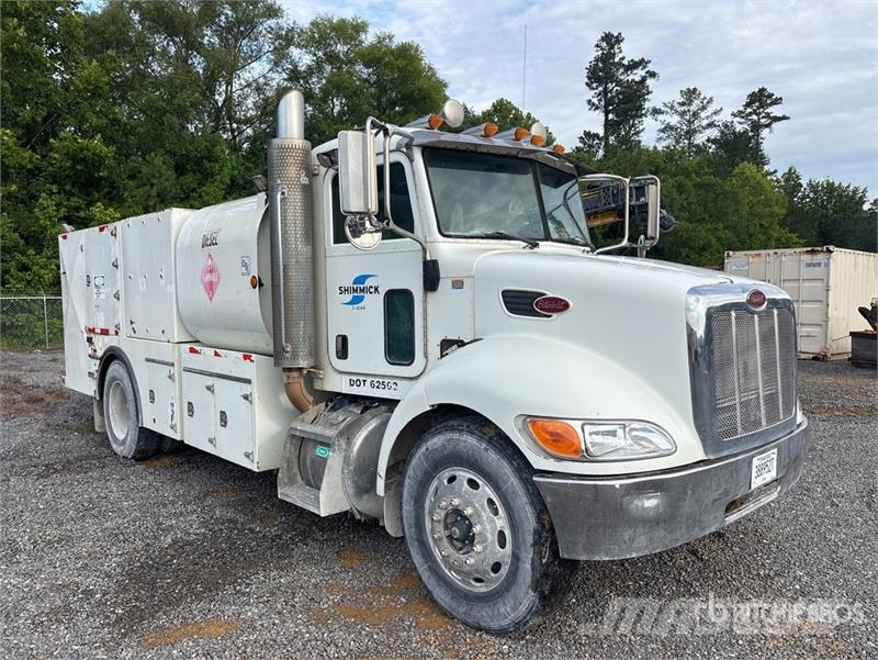 Peterbilt 335 Tanker trucks