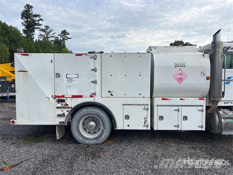 Peterbilt 335 Tanker trucks