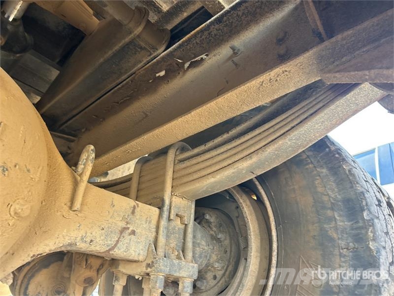 Peterbilt 335 Tipper trucks