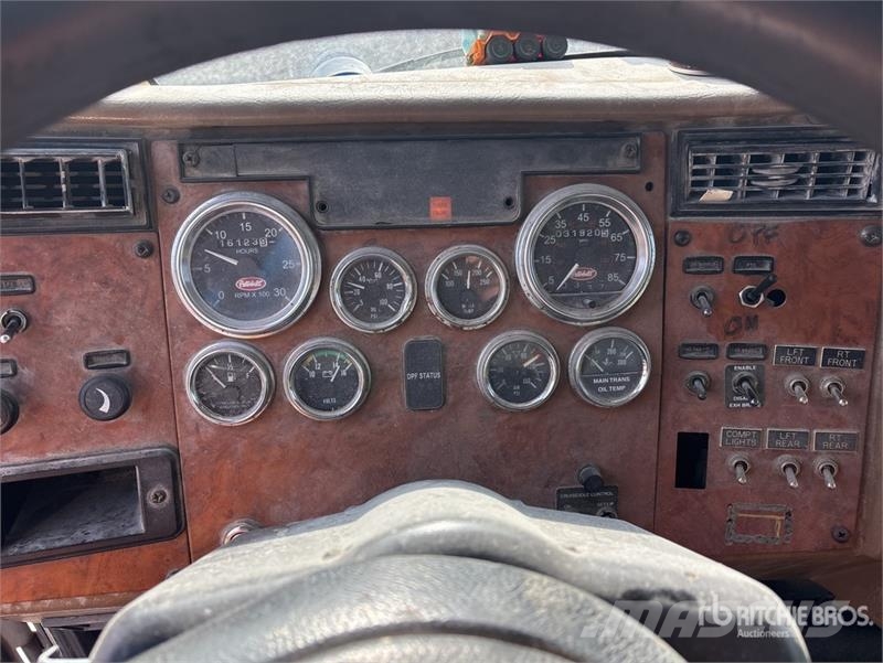 Peterbilt 335 Tanker trucks