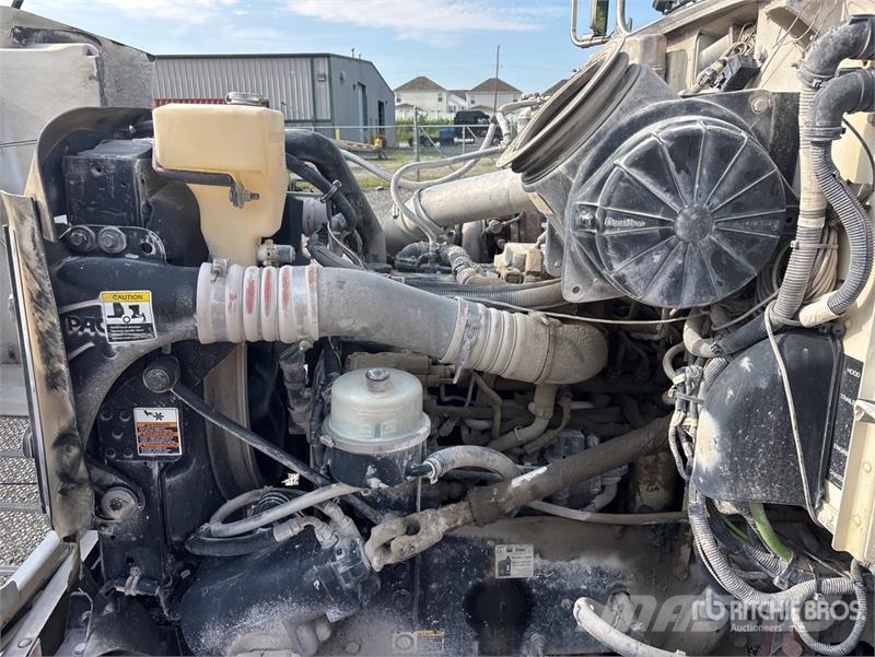 Peterbilt 335 Tanker trucks
