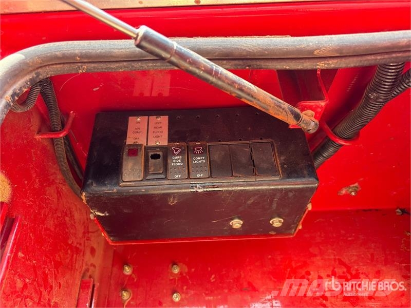 Peterbilt 337 مركبات الأغراض العامة
