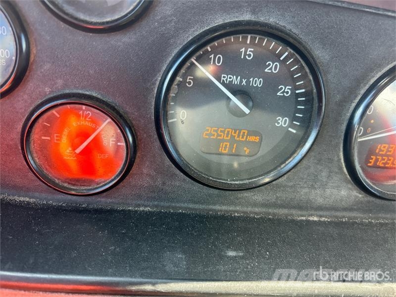 Peterbilt 337 Kabine i unutrašnjost