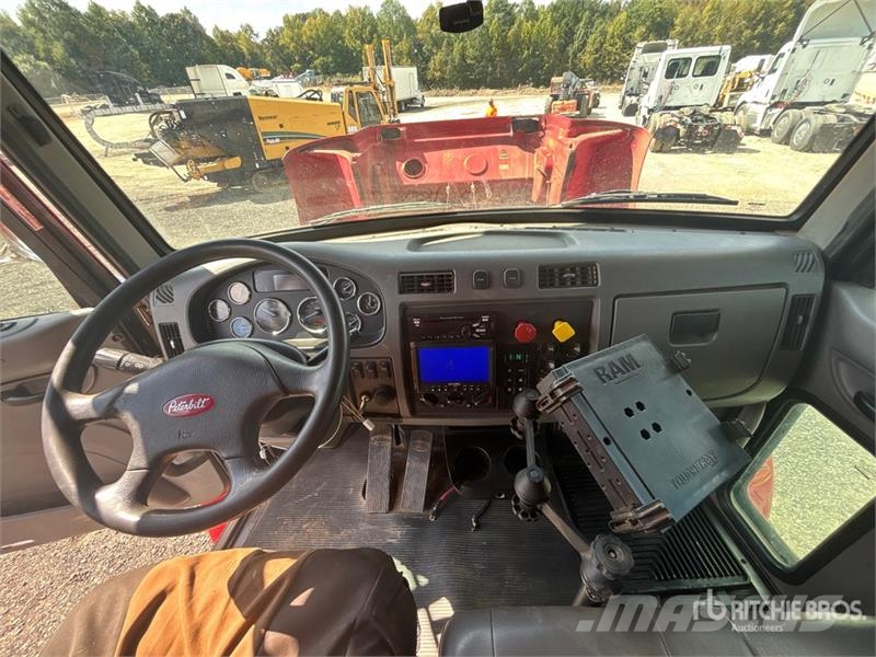 Peterbilt 337 مركبات الأغراض العامة