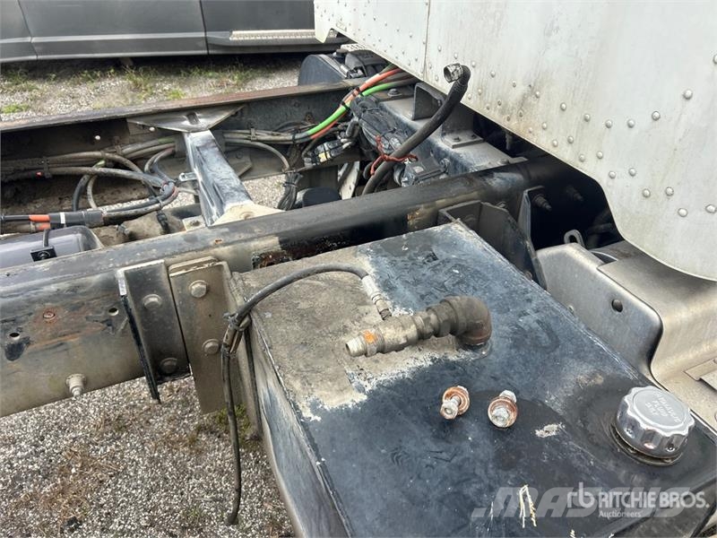 Peterbilt 337 Cabins and interior