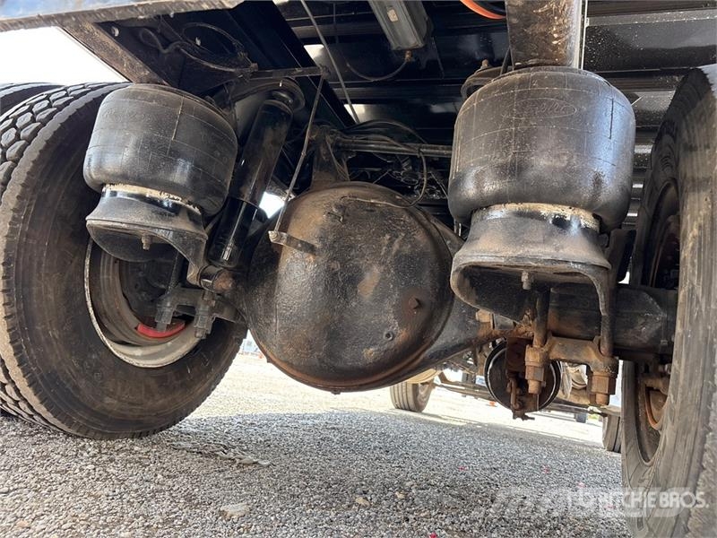 Peterbilt 337 4x2 S/A Dump Truck Kiper kamioni