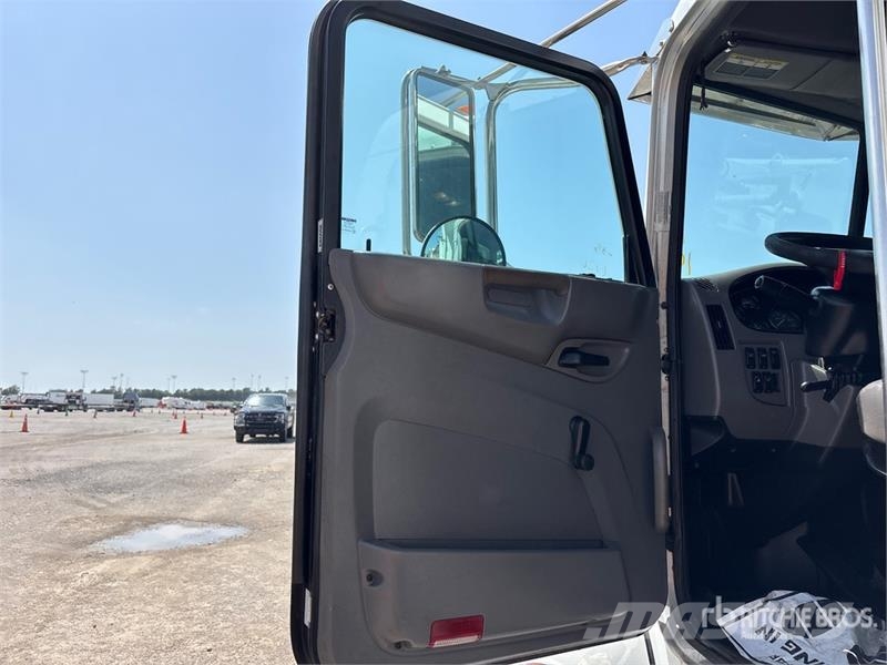 Peterbilt 337 4x2 S/A Dump Truck Kiper kamioni