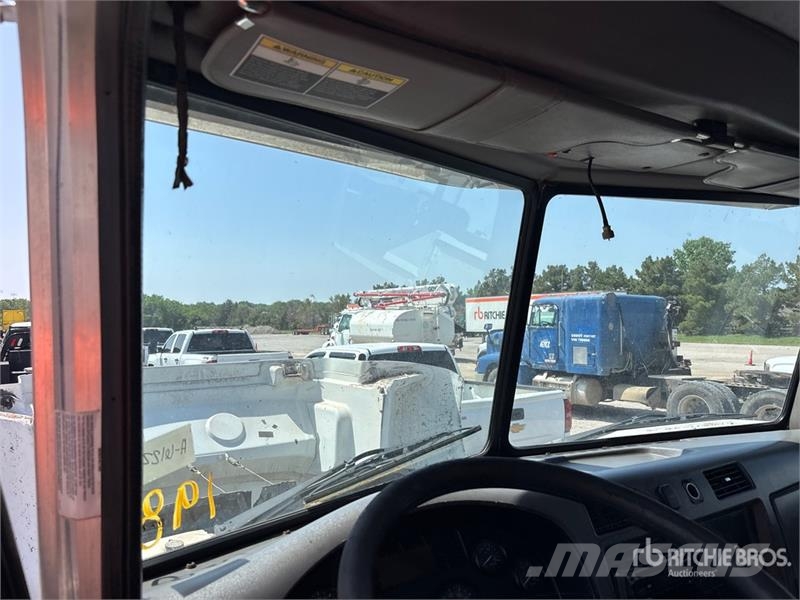 Peterbilt 337 4x2 S/A Dump Truck Kiper kamioni